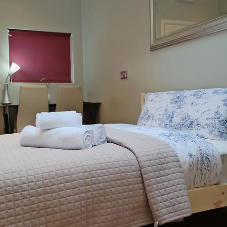 London Malvern Road Rooms To Let Eksteriør bilde