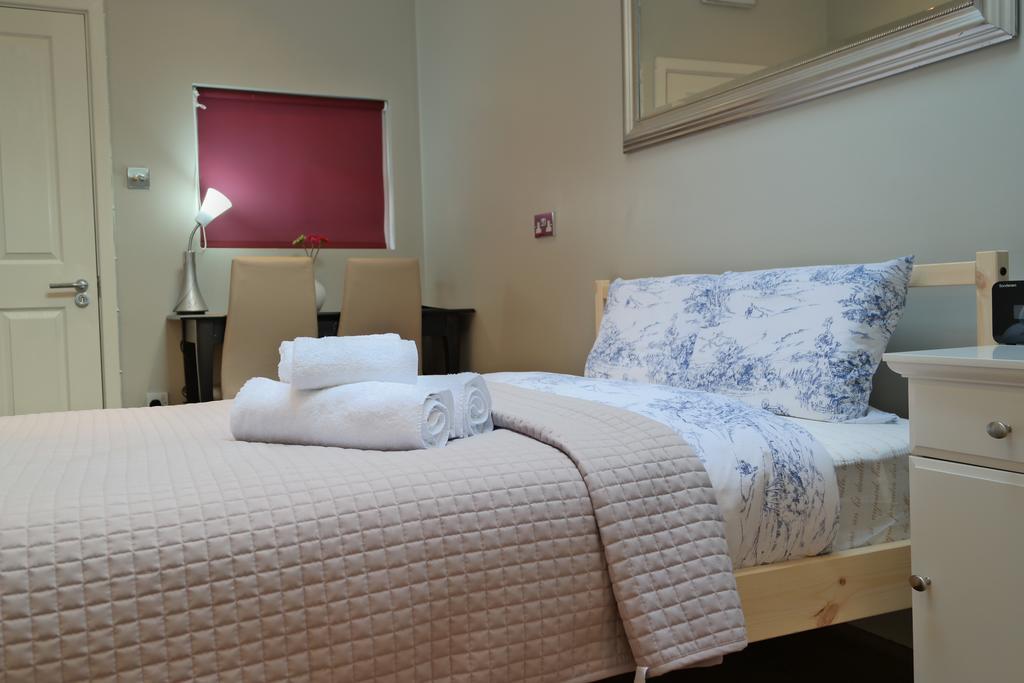 London Malvern Road Rooms To Let Eksteriør bilde
